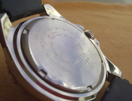 +++PULSAR Quartz  ขอบหมุนได้ ขนาด 40 มม.+++