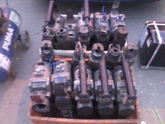 สกัดไฟฟ้า มากีต้า รุ่น 1201 แท้ ขายเป็นเข่ง