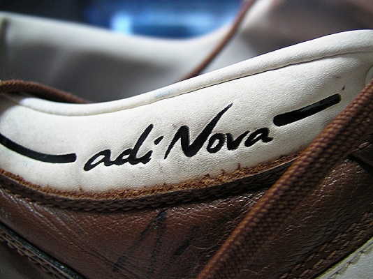 สตั๊ต Adidas AdiNova แท้มือสอง สตั๊ต Adidas AdiNova แท้มือสอง