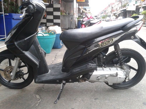 ICON ปี51 สีดำล้อแม็กแท้จากโรงงาน เครื่องแน่นๆ มีเอกสารครบสนใจมาลองขับได้จ้า