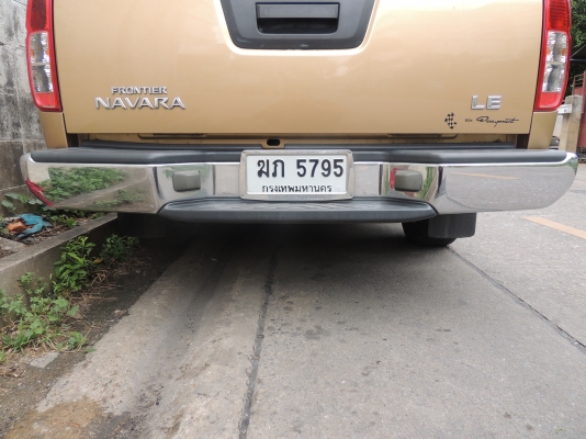 ขายกันชนท้ายNAVARAเงาๆงามๆ2,500บาท