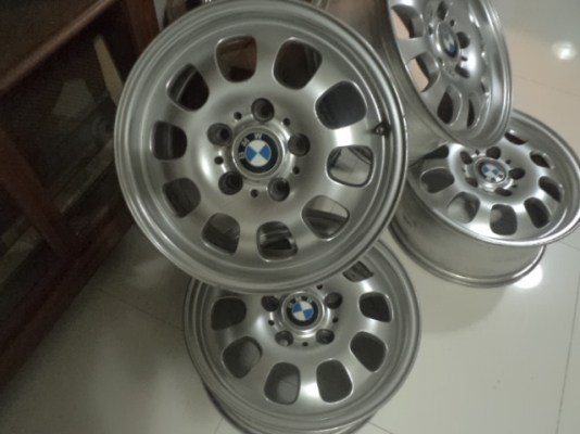 ขายล้อเเม๊ก bmw ขอบ 16"(5 รู/120)