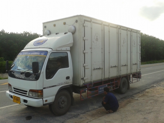 NQR 150 ปี51 ตู้ประตู10บาน ไม่มีเสากลาง ยาว5.50เมตร