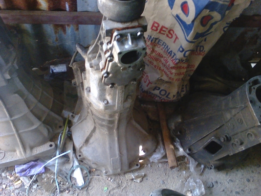 ขาย เครื่อง+เกียร์ 4D56 ขาย เครื่อง+เกียร์ 4D56