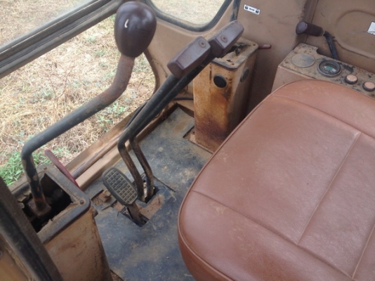 ขายรถขุดKOMATSU PC120 - 2 รถนอก แทรคใหญ่