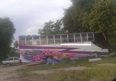 ขายรถบัสหกล้อพัดลมสภาพสวยพร้อมใช้ โทร 088-4501277