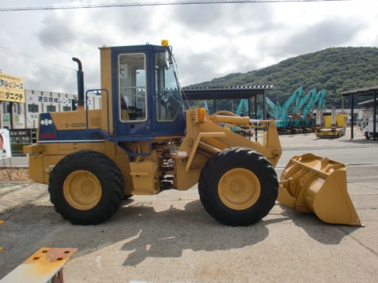 WA100-1 นอกแท้ ชั่วโมงน้อย สภาพพร้อมใช้งาน สนใจโทรเลยค่ะที่เบอร์ 087-3310254 ค่ะ WA100-1 นอกแท้ ชั่วโมงน้อย สภาพพร้อมใช้งาน สนใจโทรเลยค่ะที่เบอร์ 087-3310254 ค่ะ