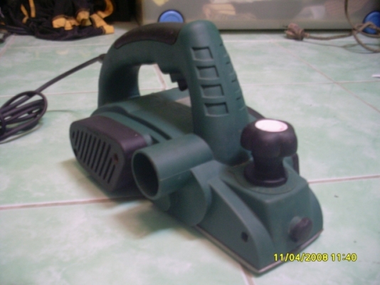 ขายกบไฟฟ้า รุ่น Eletric Planer M1b ขนาด 82x2mm 1800บาท