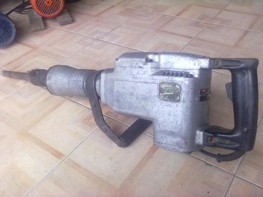 แย็กไฟฟ้า ยี่ห้อ RYOBI ของ ประเทศญี่ปุ่น