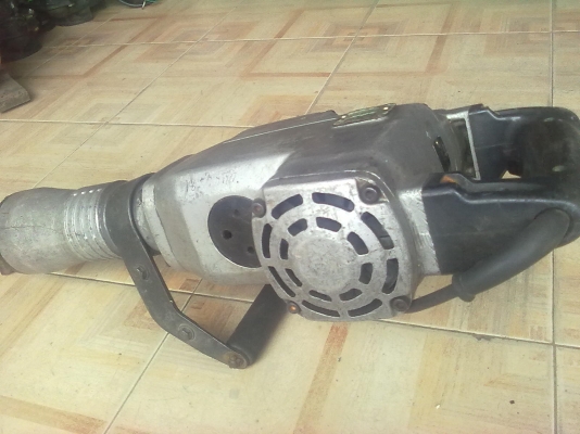 แย็กไฟฟ้า ยี่ห้อ RYOBI ของ ประเทศญี่ปุ่น แย็กไฟฟ้า ยี่ห้อ RYOBI ของ ประเทศญี่ปุ่น