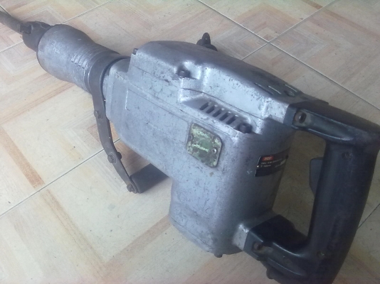 แย็กไฟฟ้า ยี่ห้อ RYOBI ของ ประเทศญี่ปุ่น แย็กไฟฟ้า ยี่ห้อ RYOBI ของ ประเทศญี่ปุ่น