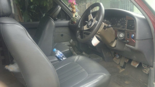 -ขายโตโยต้าSR5 LN109 4WD นอกแท้คานแข็ง ปาร์โด้ -ขายโตโยต้าSR5 LN109 4WD นอกแท้คานแข็ง ปาร์โด้