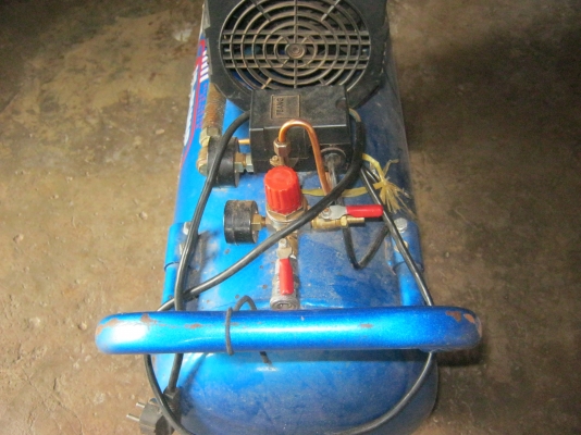 ขายด้วนปั้มลมขนาดใหญ่ไดร์ปั่น5.5แรงรอบเร็ว