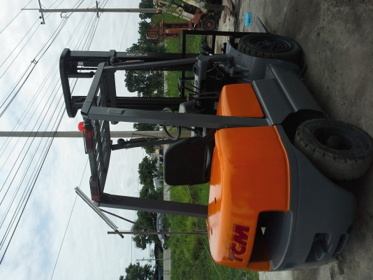 ขายtcm ซีรี่700 z5 น้ำหนัก3 ตันเสาสูง4เมตร ขายtcm ซีรี่700 z5 น้ำหนัก3 ตันเสาสูง4เมตร