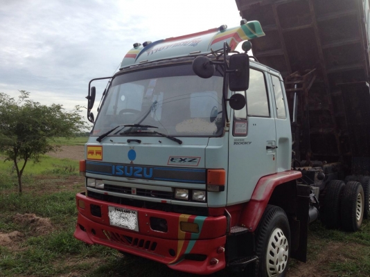 ขาย10ล้อ2เพลาดั๊ม สวยๆเดิมบางทั้งคัน ISUZU ROCKY 240"นางฟ้า"แท้ ปี39 FXZ23NFPF-R  เครื่องเดิม6SD1 240HP ฟิตไม่มีหลวมไม่มีเยิ้ม ช่วงล่างเดิมคัสซสวยเดิมไม่มีบวมกริ๊ปๆ กระบะดั๊มสามมิตรลอนเฉียงสภาพสวยไม่ผุไม่บุบไม่หัก ยางดี10เส้น หัวบางเดิมภายในสวย