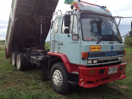 ขาย10ล้อ2เพลาดั๊ม สวยๆเดิมบางทั้งคัน ISUZU ROCKY 240"นางฟ้า"แท้ ปี39 FXZ23NFPF-R  เครื่องเดิม6SD1 240HP ฟิตไม่มีหลวมไม่มีเยิ้ม ช่วงล่างเดิมคัสซสวยเดิมไม่มีบวมกริ๊ปๆ กระบะดั๊มสามมิตรลอนเฉียงสภาพสวยไม่ผุไม่บุบไม่หัก ยางดี10เส้น หัวบางเดิมภายในสวย