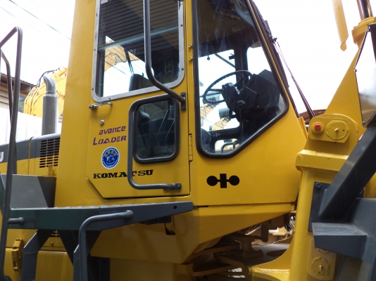 WA300-1-31056 รถตักKOMATSUรถจอดที่CSนวนครครับ