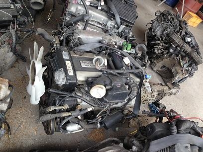 จำหน่ายเครื่อง rb20 เกียร์ธรรมาดา สภาพสวย