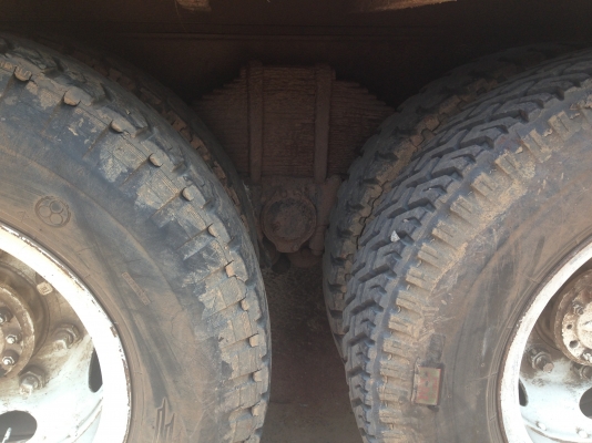 ISUZU ROCKY 175 HP 6BG1 รถหัวยาวหางปลาสิบล้อเพลาเดียว มีหางท้ายลาดขึ้นรถเกี่ยวครบพร้อมใช้งาน ใช้ลาก PC 200 ได้เลยครับ เครื่องแน่นแรงดีไม่มีเยิ้ม ภายในเก๋งคอนโซสวยครบ พวงมาลัยเพาเวอร์ ช่วงล่างแน่นดี ยางสภาพดี 10 เส้นประมาณ 70\% พร้อมใช้งาน เอกสารทะเบียนภาษี ISUZU ROCKY 175 HP 6BG1 รถหัวยาวหางปลาสิบล้อเพลาเดียว มีหางท้ายลาดขึ้นรถเกี่ยวครบพร้อมใช้งาน ใช้ลาก PC 200 ได้เลยครับ เครื่องแน่นแรงดีไม่มีเยิ้ม ภายในเก๋งคอนโซสวยครบ พวงมาลัยเพาเวอร์ ช่วงล่างแน่นดี ยางสภาพดี 10 เส้นประมาณ 70\% พร้อมใช้งาน เอกสารทะเบียนภาษี