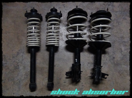 ขายโช๊คอัพพร้อมสปริงโหลด RS-R ใส่ E-car และ CK ทั้งชุดราคา 4,000 บาท
