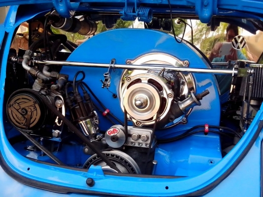 ขายรถเต่า ปี 1968 ทะเบียนพร้อโอน ภาษี พรบ ครบ ไม่ขาดสีใหม่ภายในใหม่มากเครื่องดีเยี่ยมสนใจติด0803355484