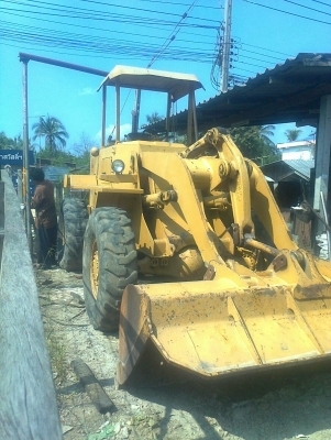 ขายรถตักCAT916สภาพสวยพร้อมใช้ ราคาต่อรองได้ ติดต่อได้ที่คุณอ๊อฟ พิจิตร 086-737-9991