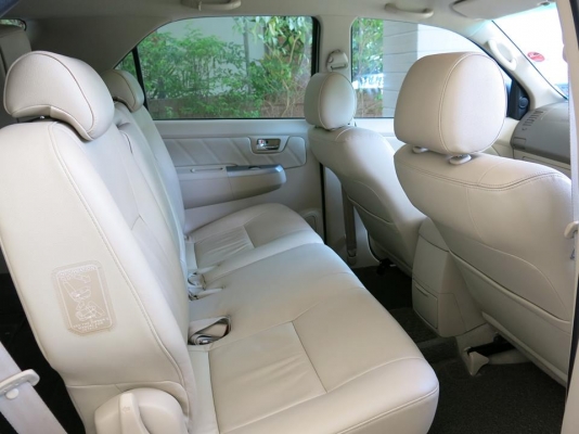 ขาย Toyota Fortuner ปี08 เครื่อง 2.7 ตัว TOP รถเช็ค 0 ตลอดไม่เคยซ่อมข้างนอก ( เปลี่ยนทุกอย่าง ตามระยะเวลาที่ 0 กำหนด ) เป็นรถ หมอ ใช้ ดูและอย่างดี ประวัตดี เรื่องชนไม่ต้องถาม แค่เฉี่ยวยังไม่เคย สภาพสวยกริ๊บ โทร0803355484