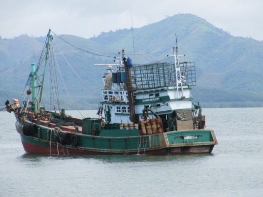 เรือประมง 11 วา 2 ศอก
