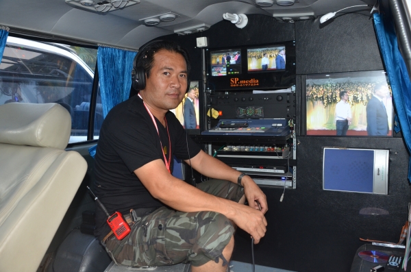 ขายแล้วครับ ไปรับใชนักเรียนที่ชุมแพ