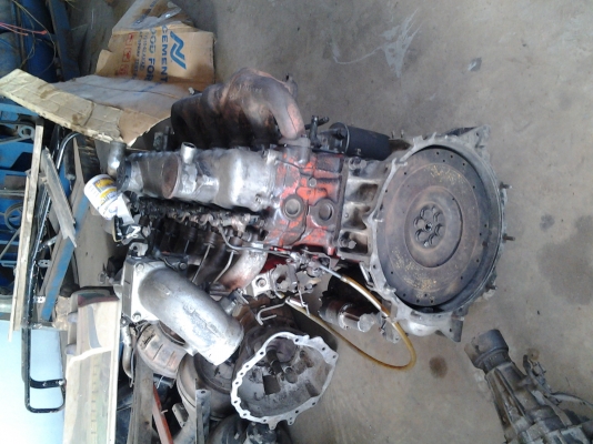 Hino เครื่อง EH700 เพิ่งยกลงครับ ฟิตใหม่เสร็จละคับ