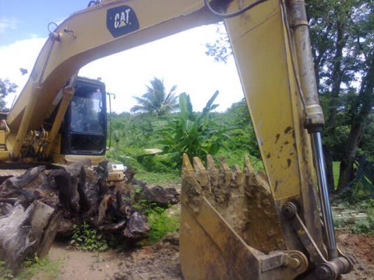 ขายCAT 320V2 สภาพสวยพร้อมใช้ ติดต่อได้ที่คุณอ๊อฟ พิจิตร 086-737-9991 ขายCAT 320V2 สภาพสวยพร้อมใช้ ติดต่อได้ที่คุณอ๊อฟ พิจิตร 086-737-9991