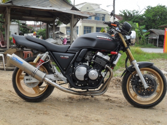 ขาย CB400 ปี93 รถพร้อมใช้ อินวอย+สรรสามิตแท้ ส่งได้ทั่วไทยครับ