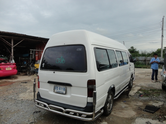 ขายรถตู้โตโยต้าหลังคาสูงปี94 เครื่อง2L ดีเซล เบาะ4แถว