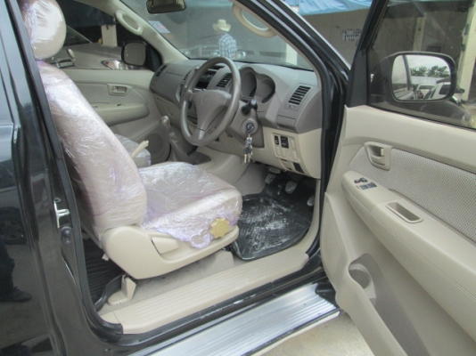 vigo 3.0E MT Prerunner Extra Cab สีดำ ปี2008