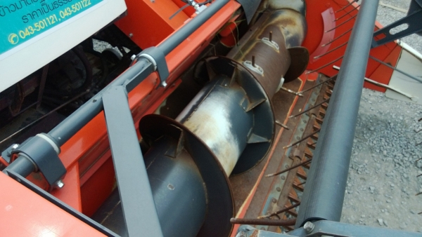 มาแล้ว รถเกี่ยวข้าว KUBOTA DC 60 ชั่วโมงน้อยสุดๆ  สภาพเหมือนใหม่พร้อมใช้สุดๆ