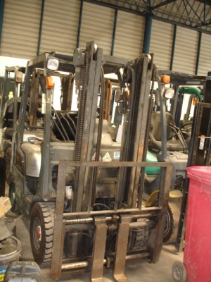 ขาย/เช่า KOMATSU FG15T-20 ปี2007 ติดLPG ราคาเบาๆ 185000 สนใจติดต่อด่วน เช่าซื้อตอนนี้ ฟรี บริการหลังการขาย