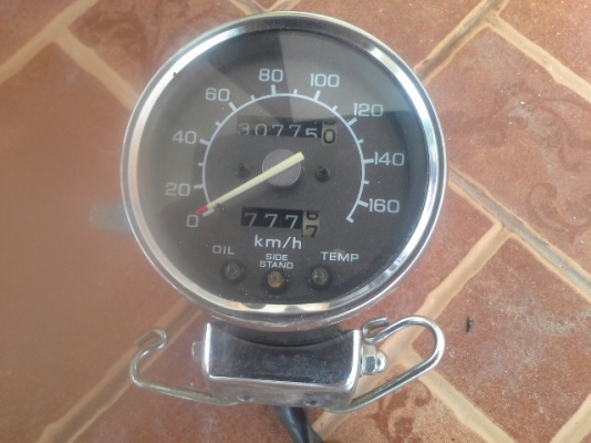 ขายเรือนไมล์ Honda steed และอะไหล่อื่นๆอีกเล็กน้อยครับ