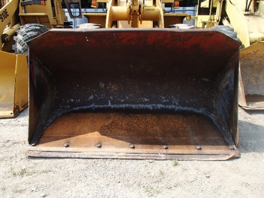 ขายรถตักล้อยาง TCM 830-2