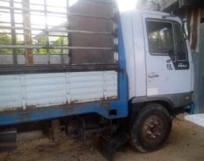 HINO FB4J - 145 HP JO5C สมอเงิน กระบะคอกเหล็กยาว 5 เมตรสภาพสวย เครื่องแห้งแรงดีเดิมๆไม่มีเยิ้ม ภายในเก๋งคอนโซลสวยครบ แอร์เย็น พวงมาลัยเพาเวอร์ ช่วงล่างใหญ่คัชซีสวยเดิมไม่มีผุไม่มีบวม ยาง 8.25 ขอบ 16 สภาพดี 70\% พร้อมบรรทุกพร้อมใช้งานได้เลย เอกสารท