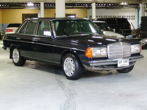 benz 123 ปี83 1J auto GAS LPG