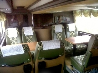 ขายรถโค้ช 2 ชั้น 8 ล้อปรับอากาศ ** ราคาไม่แพง**เจ้าของขายเอง