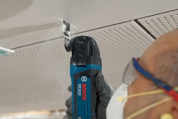 เครื่องมือเอนกประสงค์ ขัดผิว ตัดโลหะ แซะกระเบื้อง BOSCH