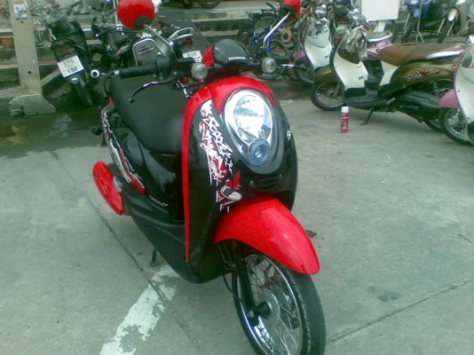 ขายราคาถูก Scoopy &ndash; i ปี 2555 รถประหยัดน้ำมัน สวยๆ