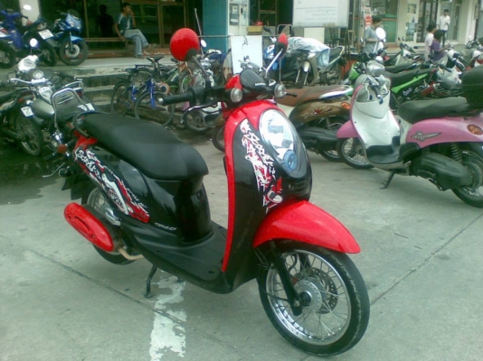 ขายราคาถูก Scoopy &ndash; i ปี 2555 รถประหยัดน้ำมัน สวยๆ