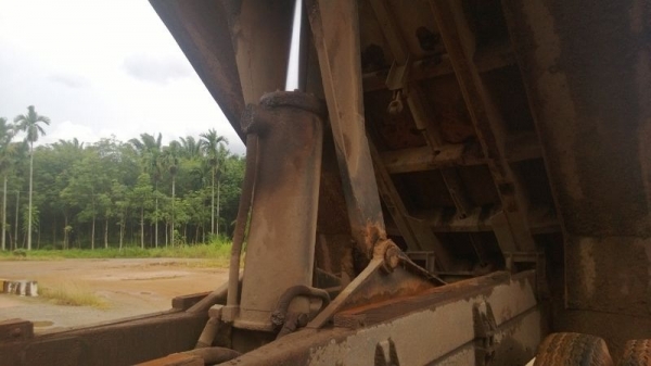 รถมิตซู 10 ล้อดั้ม FN527 - TF 220 แรงม้า สนใจติดต่อ 081 - 6079515 รถมิตซู 10 ล้อดั้ม FN527 - TF 220 แรงม้า สนใจติดต่อ 081 - 6079515