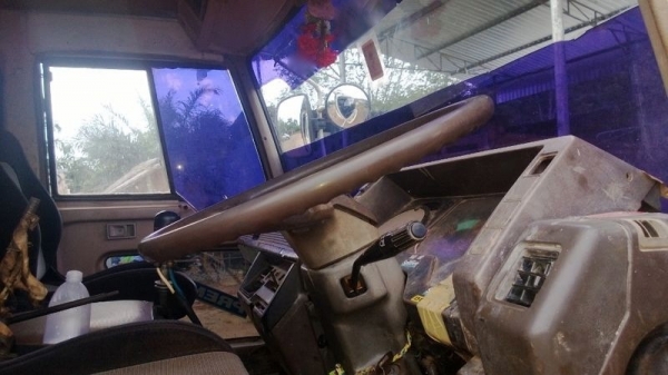 รถมิตซู 10 ล้อดั้ม FN527 - TF 220 แรงม้า สนใจติดต่อ 081 - 6079515 รถมิตซู 10 ล้อดั้ม FN527 - TF 220 แรงม้า สนใจติดต่อ 081 - 6079515