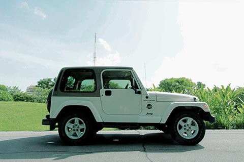 ขาย JEEP WRANGLER SAHARA 4.0 2001