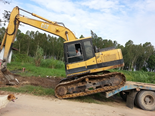 ขายด่วน รถแม็คโค CAT E120BZ บูมยาวพิเศษเอกสารชุดจดทะเบียน