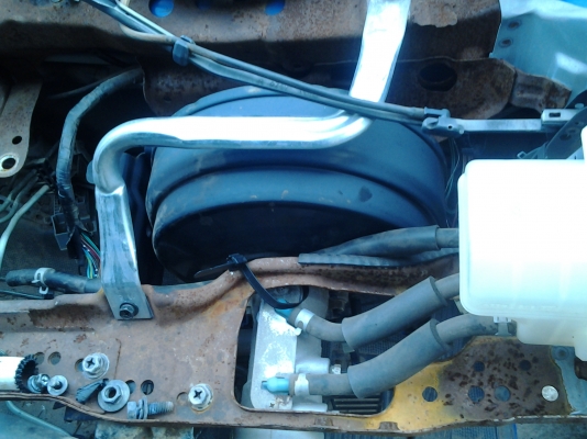 Isuzu NPR หัวรถหัวการ์ตูน URO2 พวงมาลัย หม้อลมเบรค สายเกียร เบาะสวย ประตูขวา