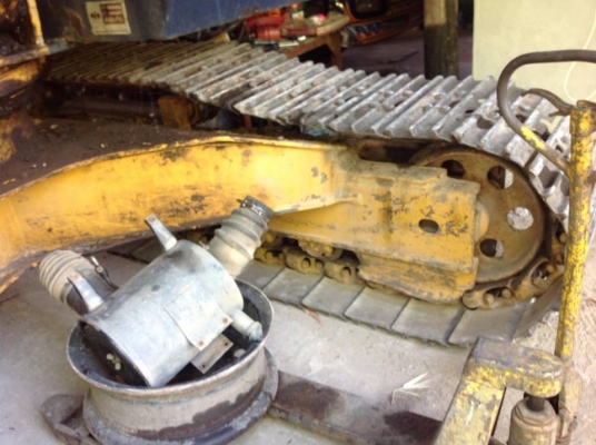 ขายKOMATSU pc 200-5
